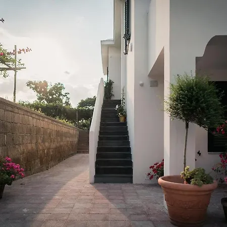 L'agrumeto فندق مبيت وإفطار 4*