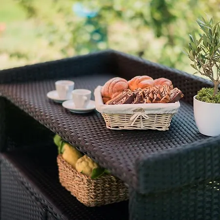 L'agrumeto Bed & Breakfast