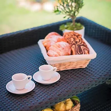 L'agrumeto Bed & Breakfast 4*